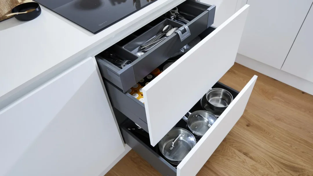 Preparation zone in modular kitchen